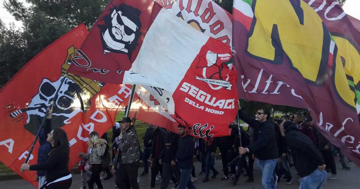 Dall'amore per la Salernitana all'odio nei confronti del Lecce: il Bari tra gemellaggi e rivalit�